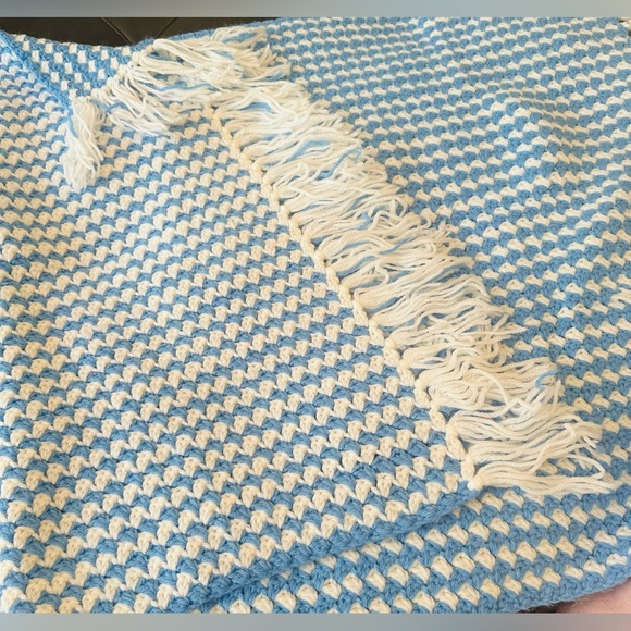 Vintage Crochet Baby Blanket & Head Rest Pad Tummy Time Blue Vanilla Cream Knit - Picture 5 of 5